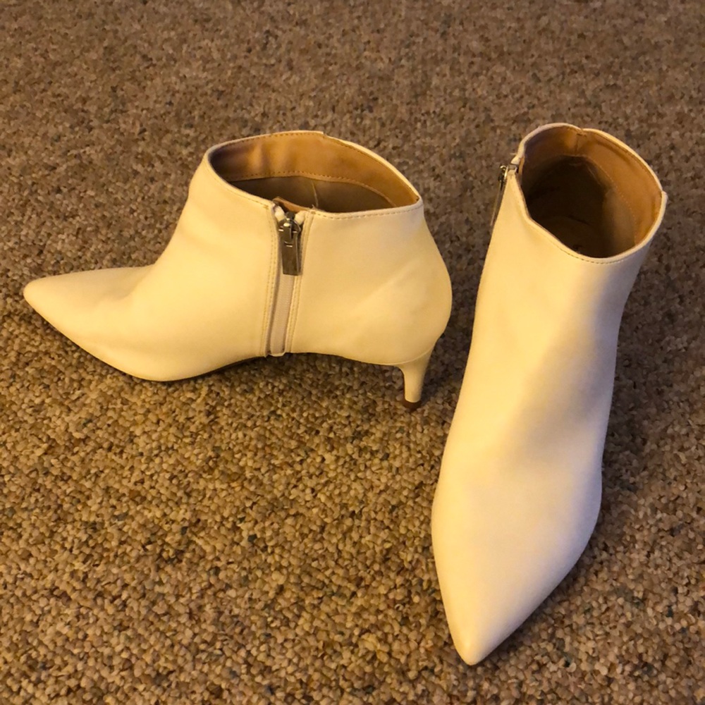 A New Day White Ankle Booties 7.5